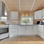 Deline - 250m From The Sea By Interhome 노르보르