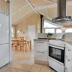 Deline - 250m From The Sea By Interhome