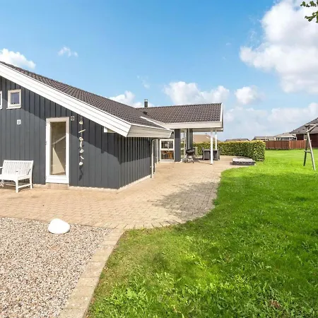 Holiday home Deline - 250m From The Sea In Se Jutland By Interhome *
