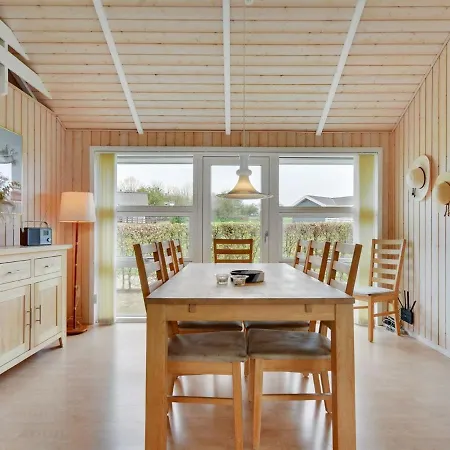 Holiday home Deline - 250m From The Sea In Se Jutland By Interhome