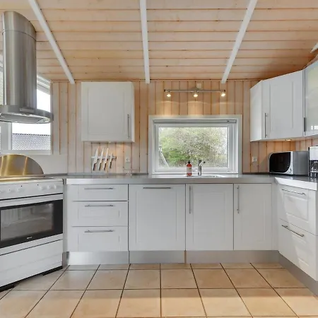 Holiday home Deline - 250m From The Sea In Se Jutland By Interhome *