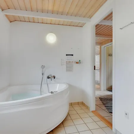 Semesterbostad Deline - 250m From The Sea By Interhome *